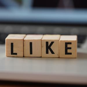 外企富婆和健硕黑人3p
