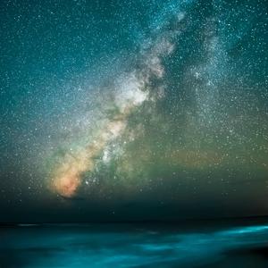 外企富婆和健硕黑人3p
